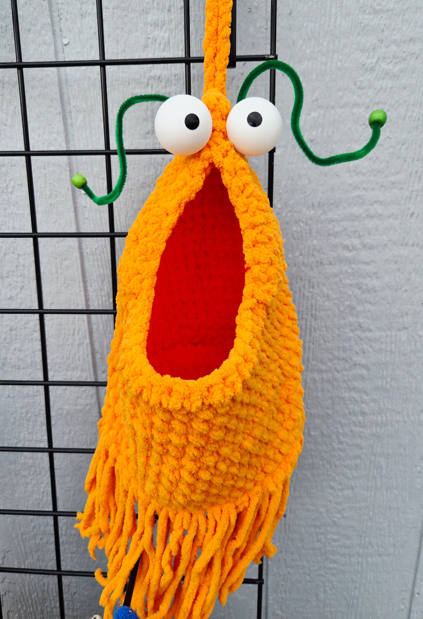 Yip yip Martian bags