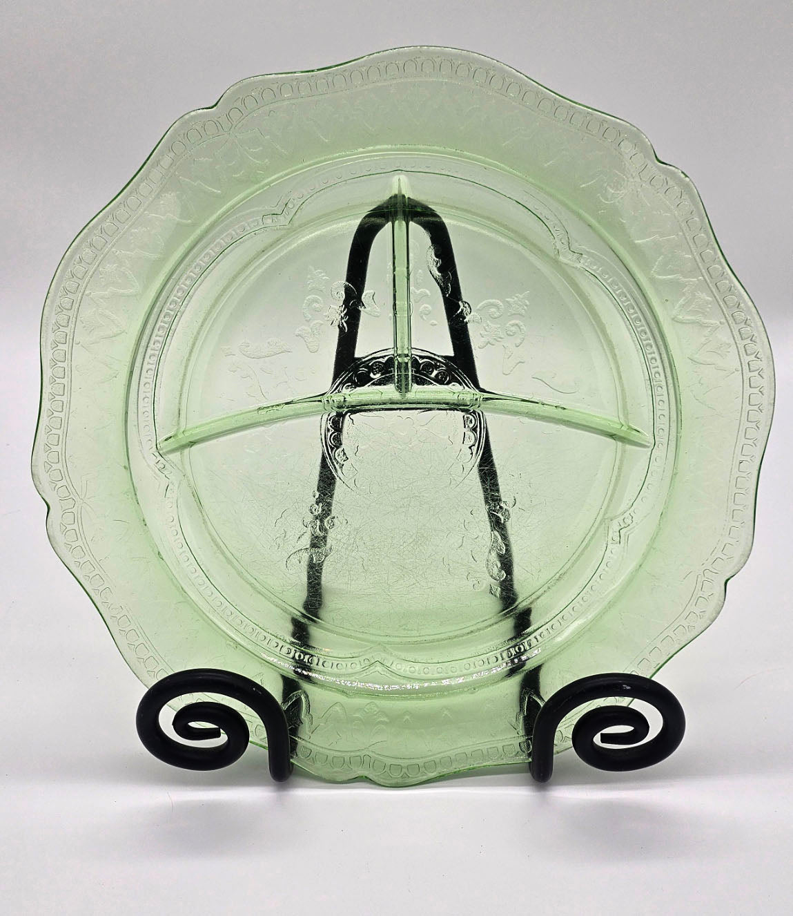 Anchor Hocking Uranium Relish dish