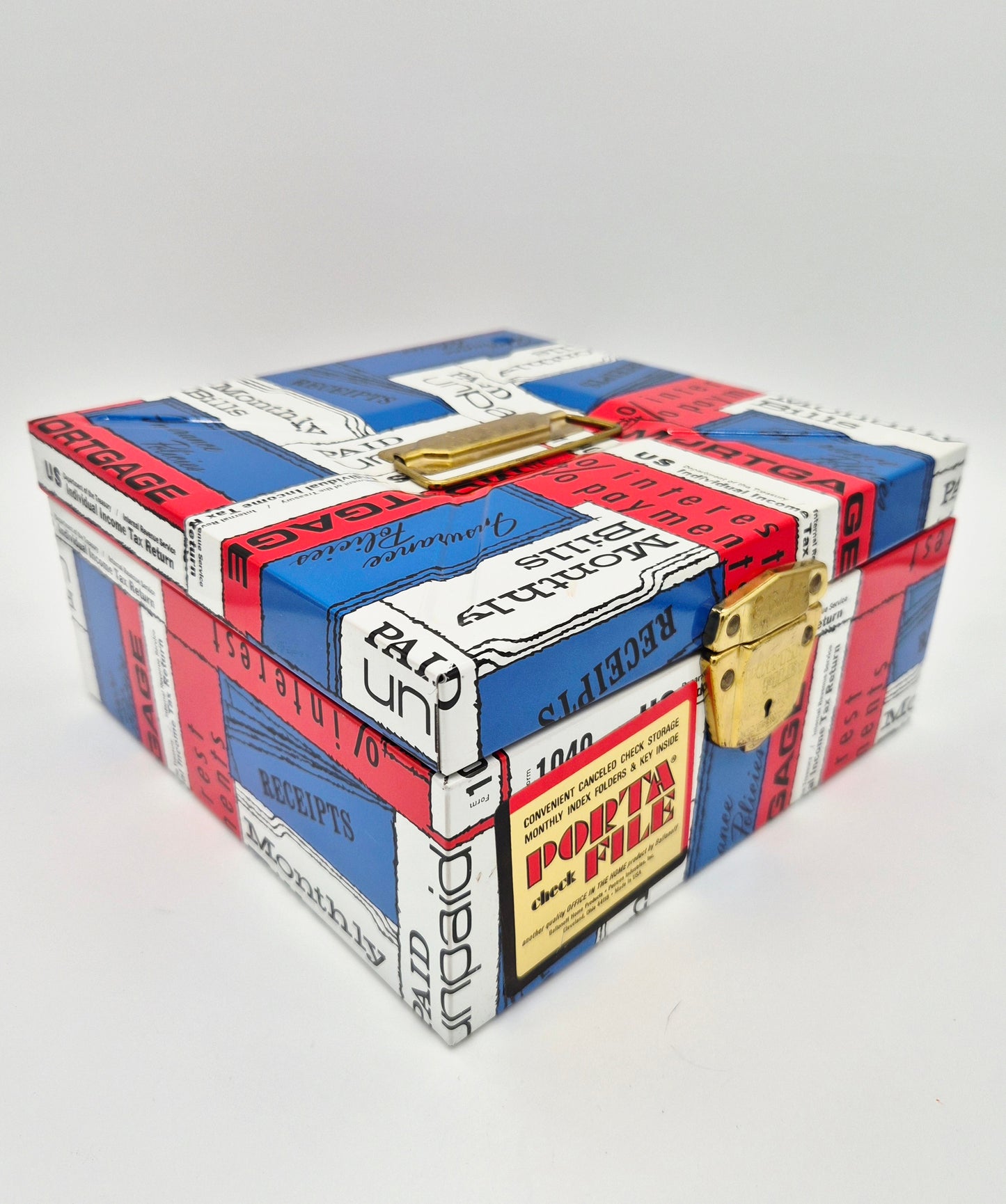 Vintage Balloncroft metal filing box