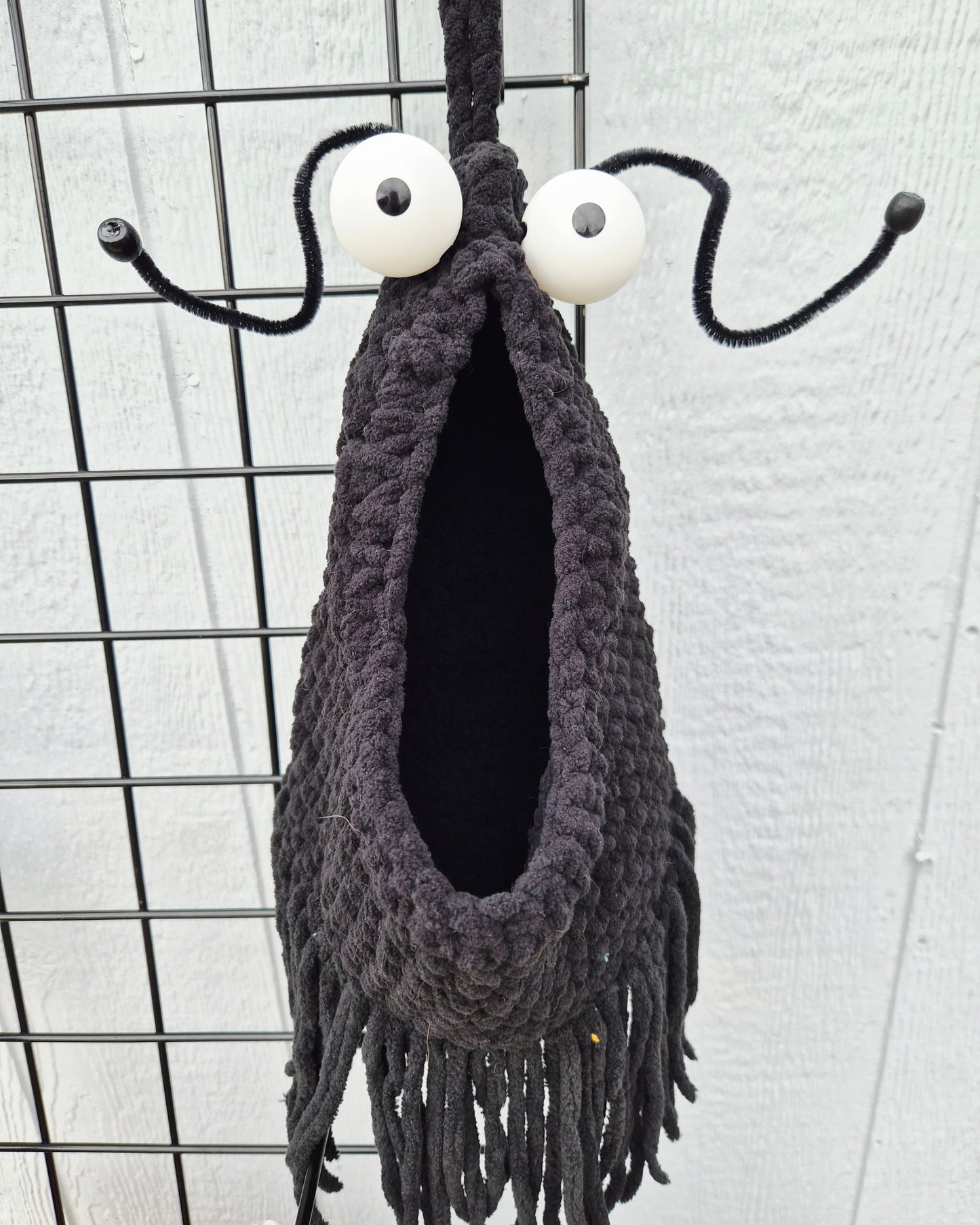 Yip yip Martian bags
